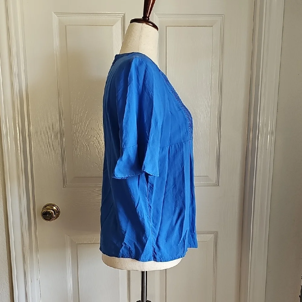 Old Navy Blue Women's Top - Picture 2 of 5